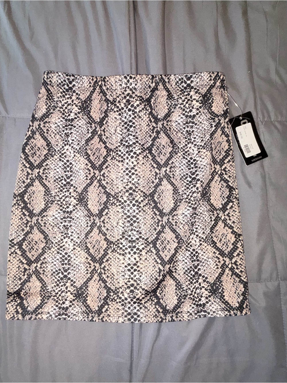 Cheryl Creations Snakeskin Mini Skirt Medium NWT Made in USA - Picture 2 of 7